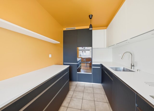 Charmant appartement de 5,5 pièces avec cheminée au 1er étage d'un petit immeuble - photo 4