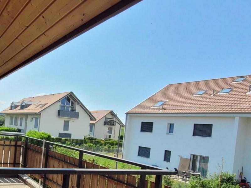 Bel appartement lumineux de 4.5 piÃ¨ces au 1er Ã©tage avec balcon
