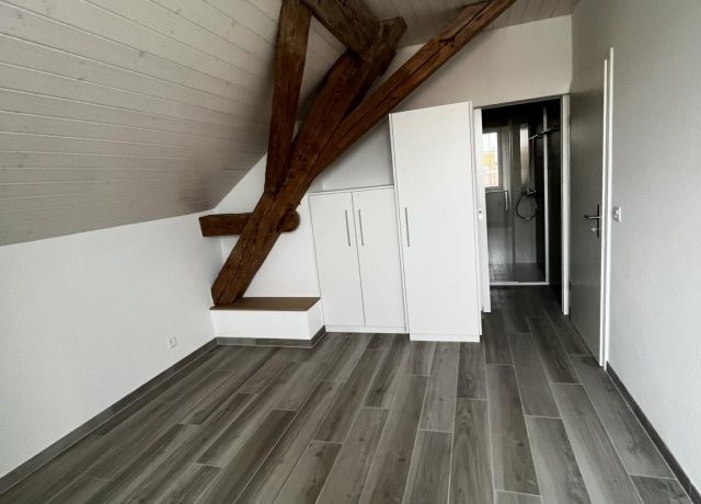 Appartement rÃ©cent de 3.5 piÃ¨ces aux combles Ã  Arnex-sur-Nyon - photo 3