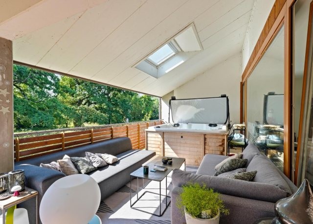 Beau duplex en attique de 5,5 piÃ¨ces Ã  Bursinel - photo 8