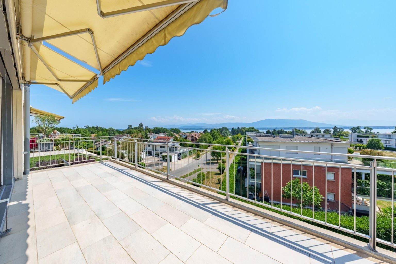 Appartement de 4.5 piÃ¨ces avec vue lac Ã  Coppet
