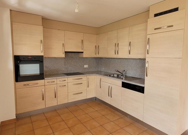 Bel appartement lumineux de 4.5 piÃ¨ces au 1er Ã©tage avec balcon - photo 3