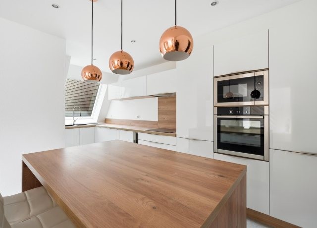 Attique lumineux en duplex avec grand balcon Ã  St-Cergue, Vente aux enchÃ¨res - photo 5